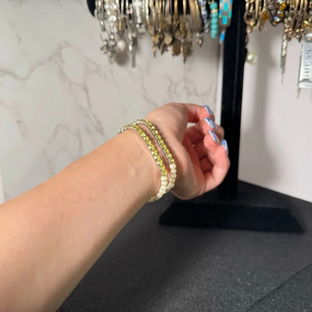 Chic Silver and Yellow Bracelet